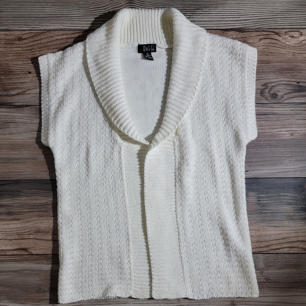 Women Ivory sweater vest
